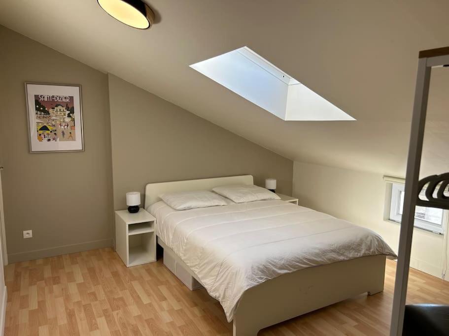 Grand Appartement De Standing Сен Дизие Екстериор снимка